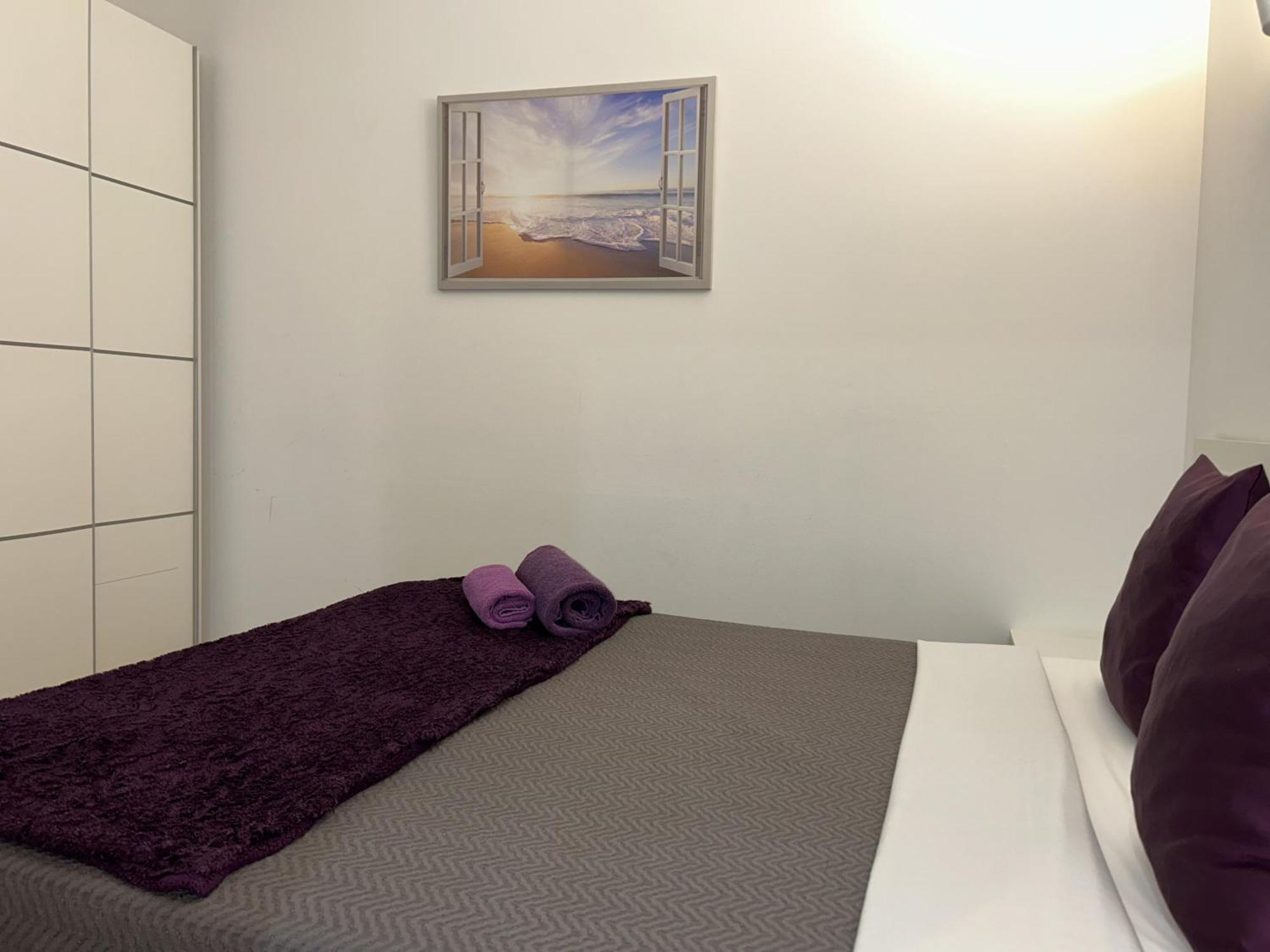 Apartahotel Baldiri Sant Boi de Llobregat Eksteriør billede