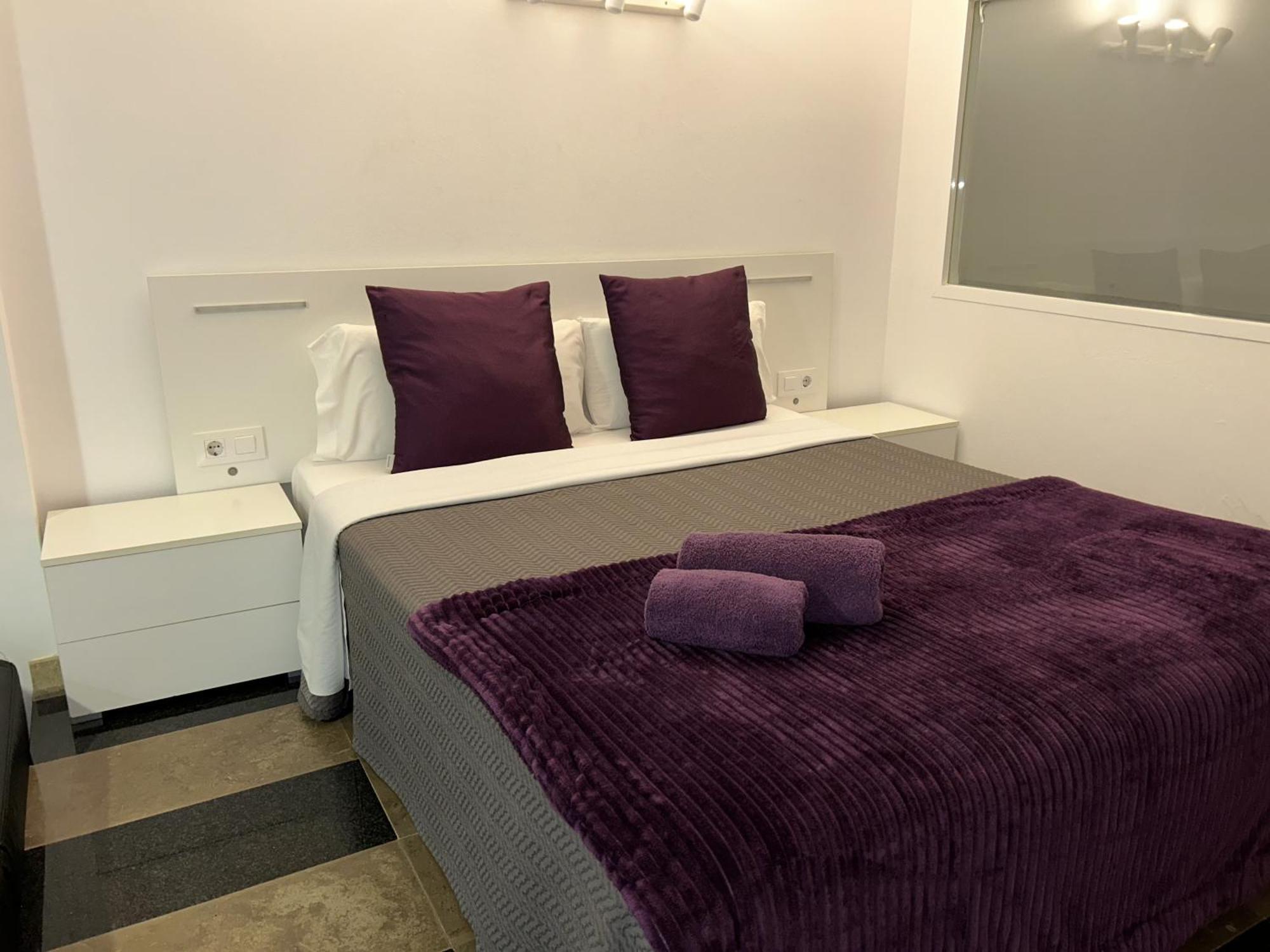 Apartahotel Baldiri Sant Boi de Llobregat Eksteriør billede