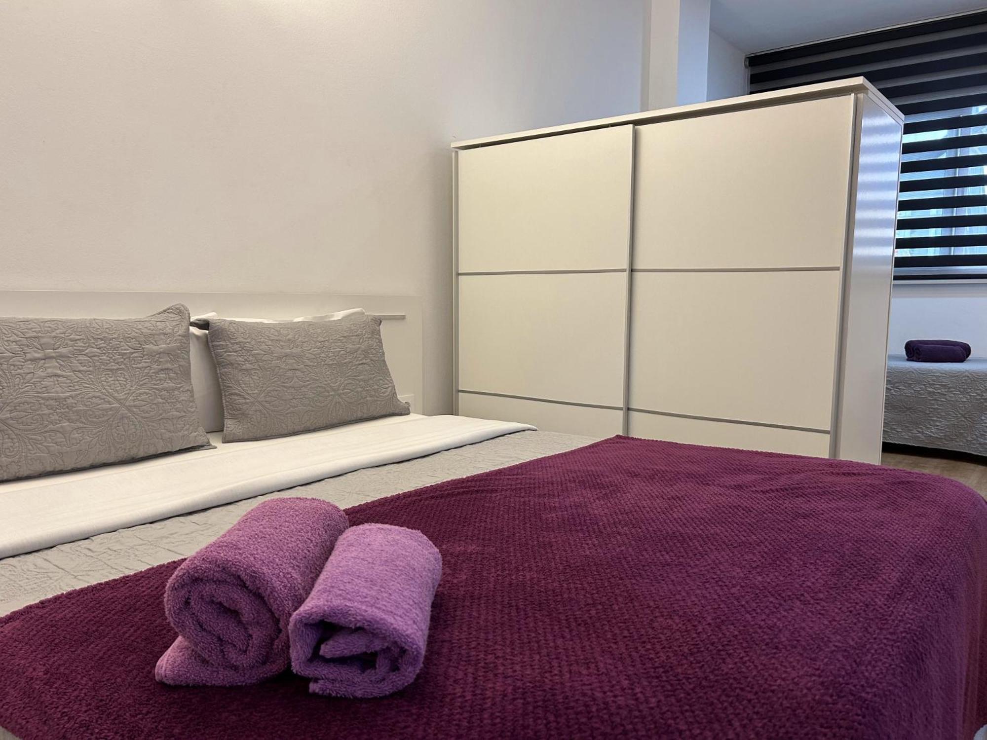 Apartahotel Baldiri Sant Boi de Llobregat Eksteriør billede