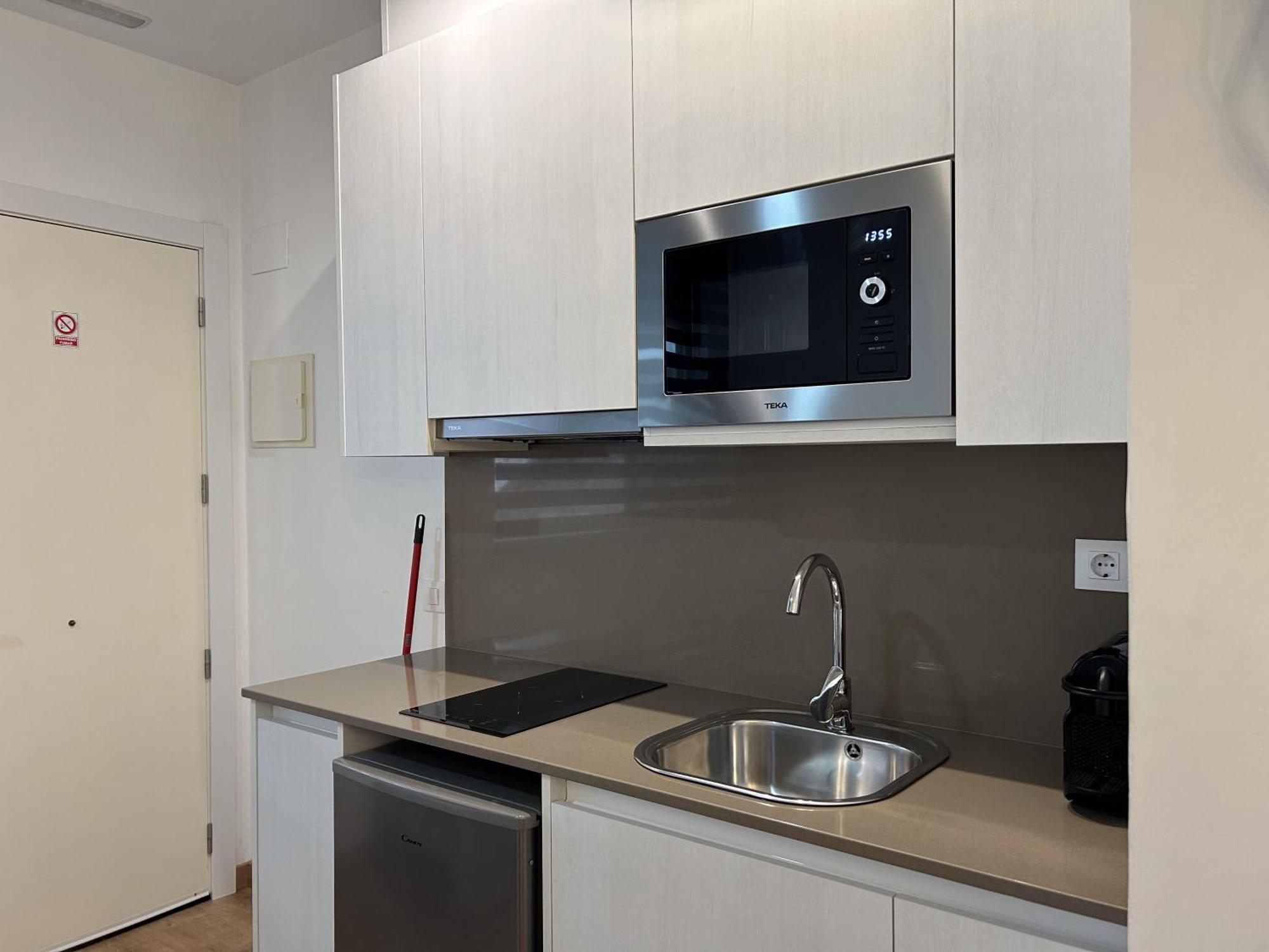Apartahotel Baldiri Sant Boi de Llobregat Eksteriør billede