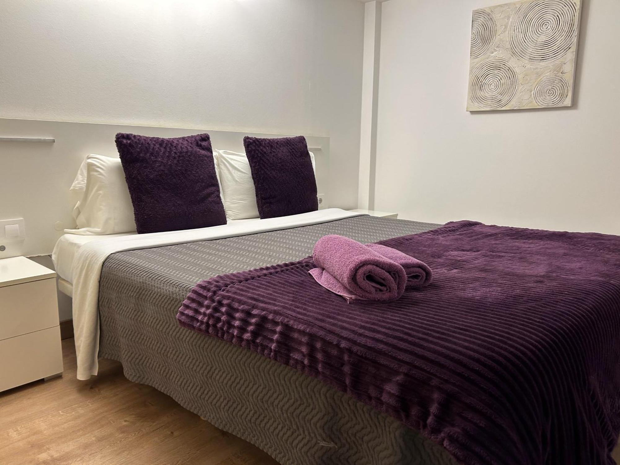 Apartahotel Baldiri Sant Boi de Llobregat Eksteriør billede
