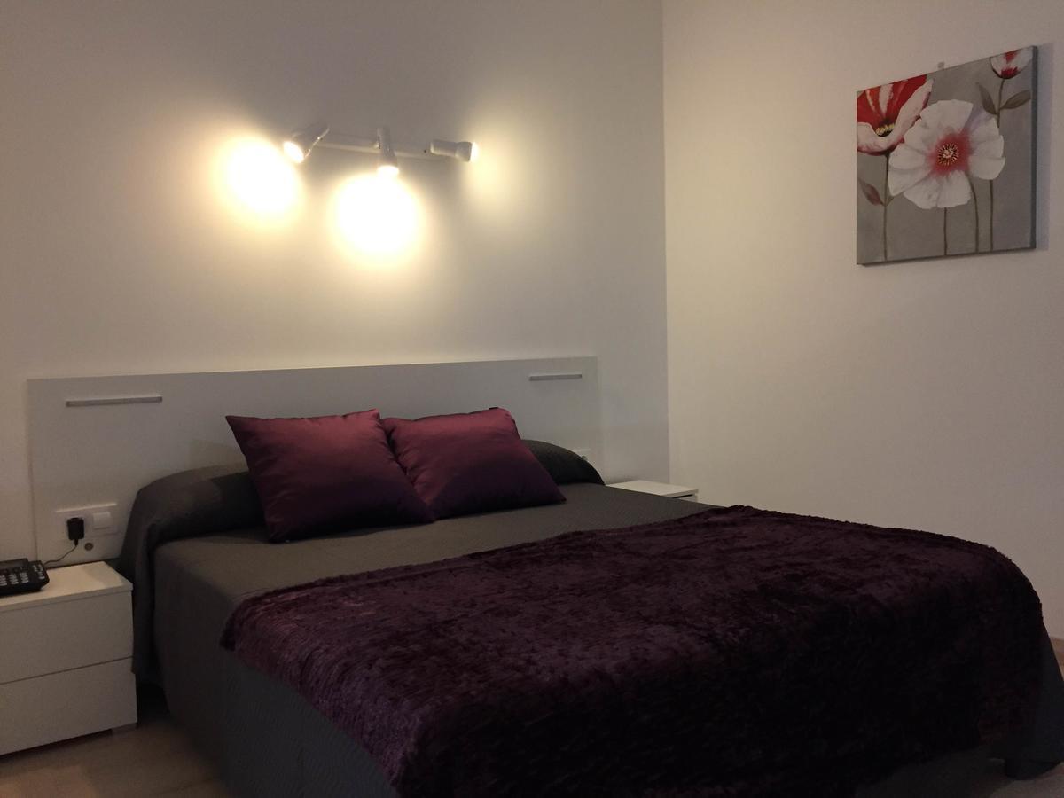 Apartahotel Baldiri Sant Boi de Llobregat Eksteriør billede