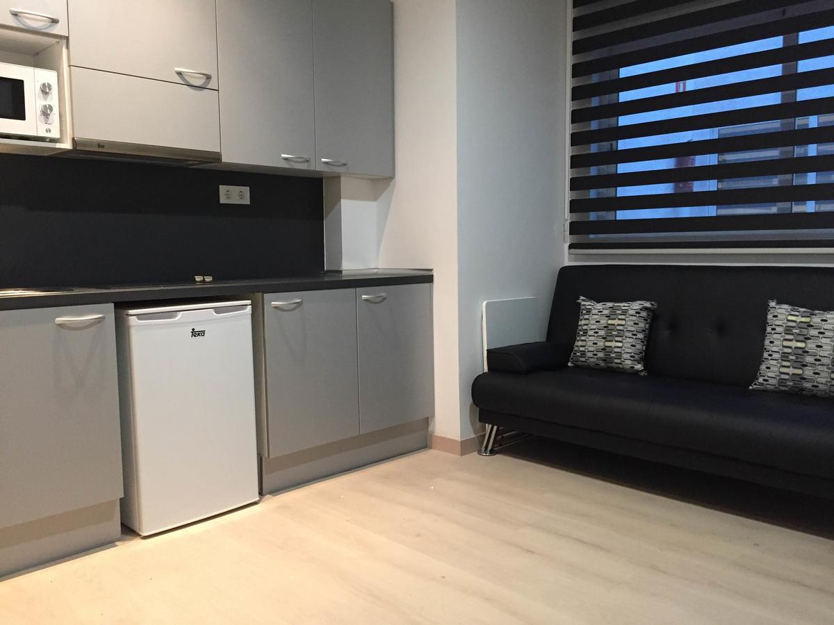 Apartahotel Baldiri Sant Boi de Llobregat Eksteriør billede